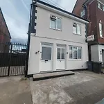 Stylish Stay In Westbrom